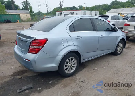 2017 Chevrolet Sonic Lt Auto z USA, uszkodzony, nr VIN 1G1JD5SG1H4119799